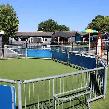 Glamping Tent In Netherlands With Terrace Lathum