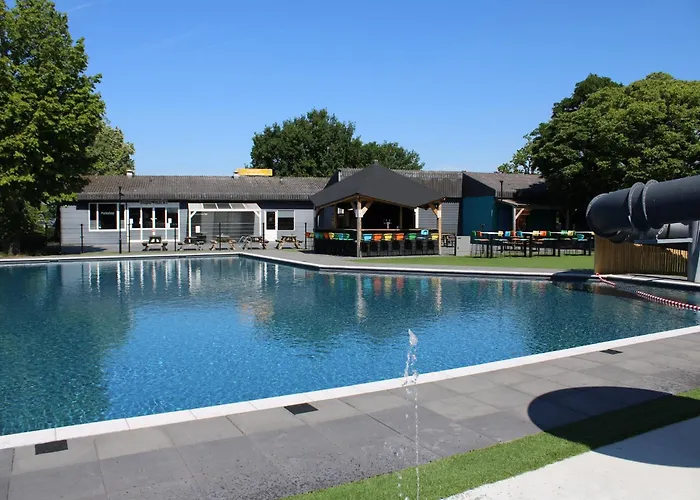 Glamping Tent In Netherlands With Terrace Lüks kamp alanı Lathum