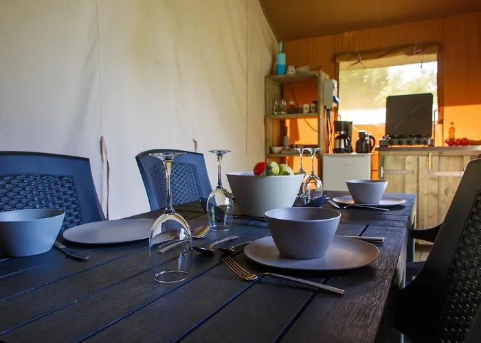 Glamping Tent In Netherlands With Terrace Lüks kamp alanı *